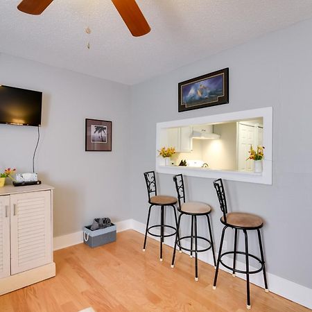 Beautiful Galveston Apt With Deck Less Than 3 Mi To Dtwn! Dış mekan fotoğraf