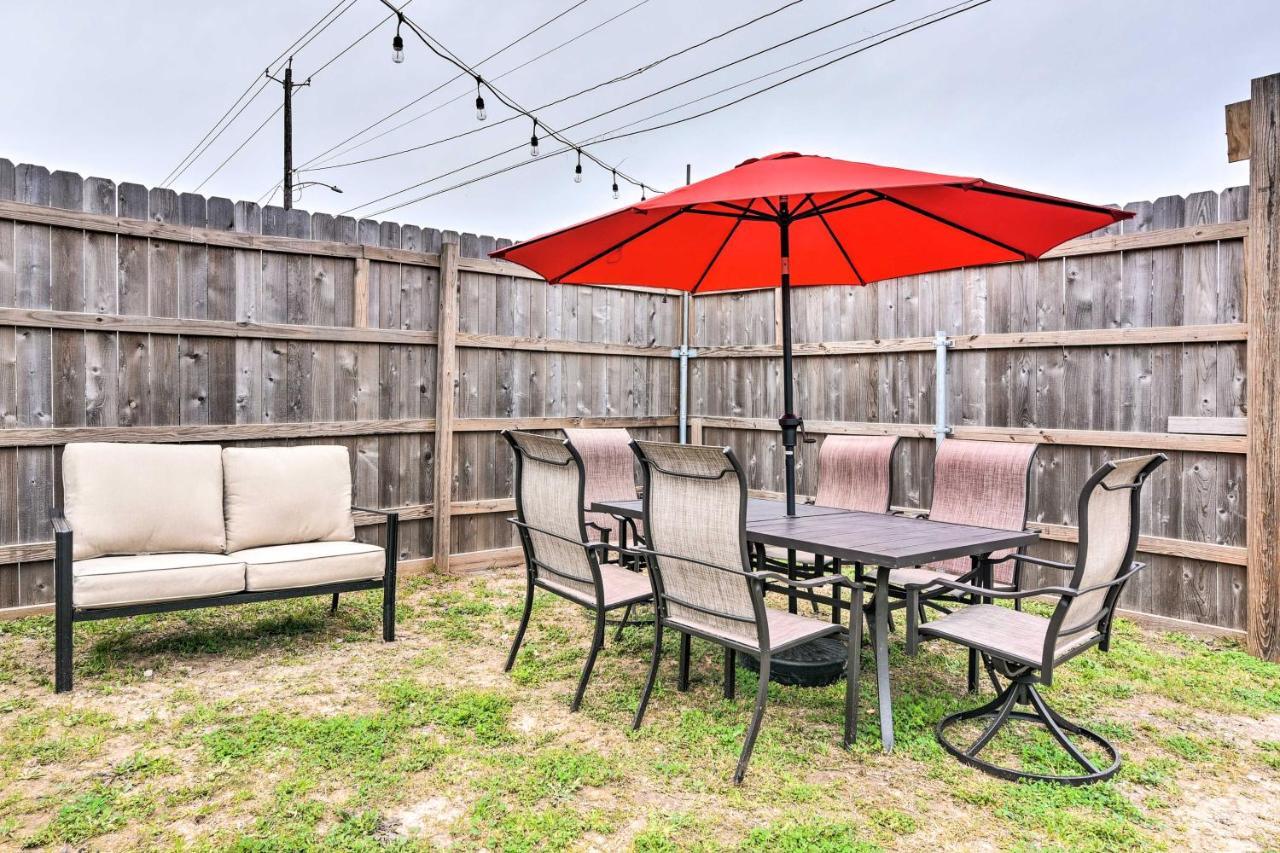 Beautiful Galveston Apt With Deck Less Than 3 Mi To Dtwn! Dış mekan fotoğraf