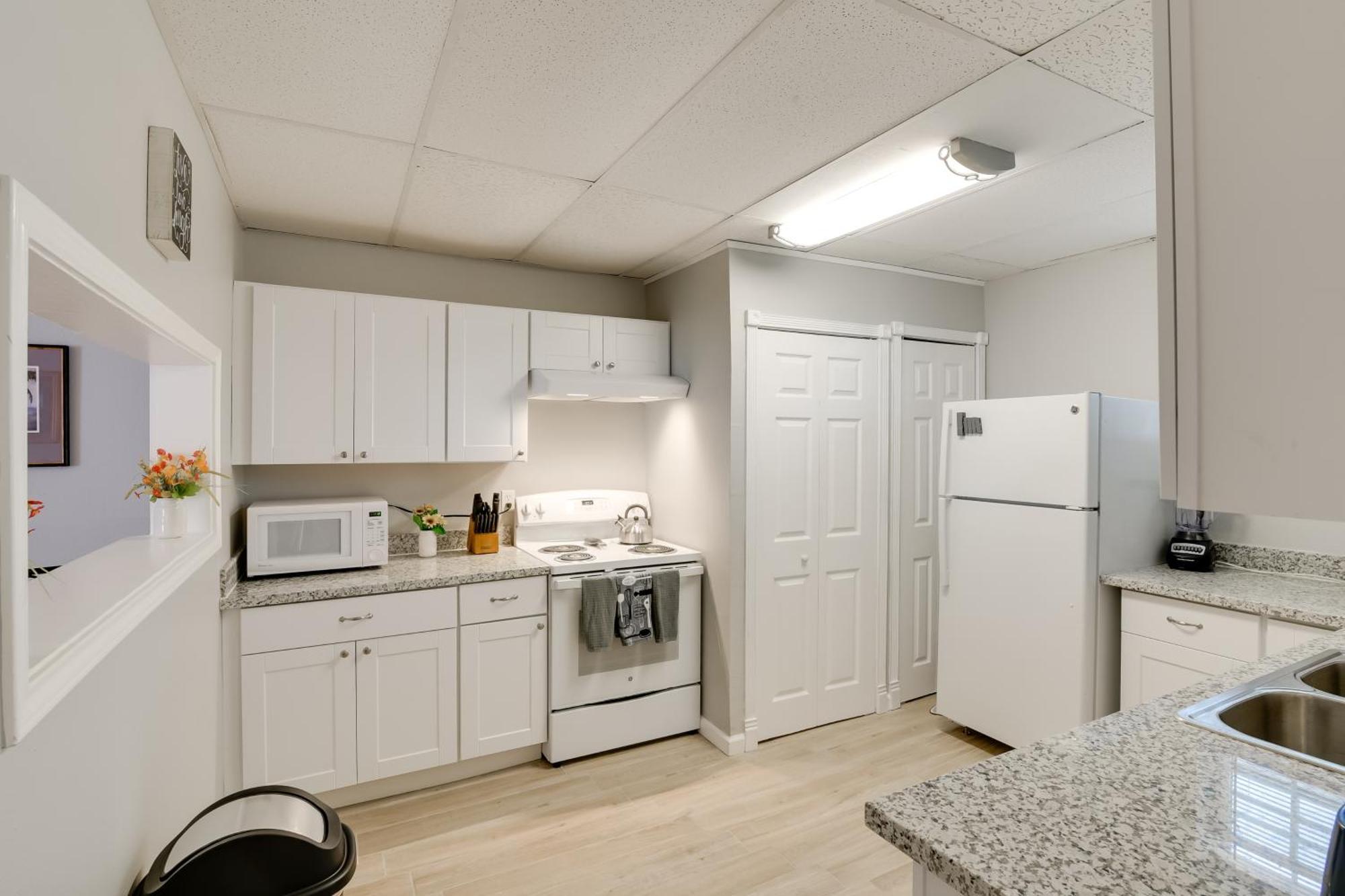 Beautiful Galveston Apt With Deck Less Than 3 Mi To Dtwn! Dış mekan fotoğraf