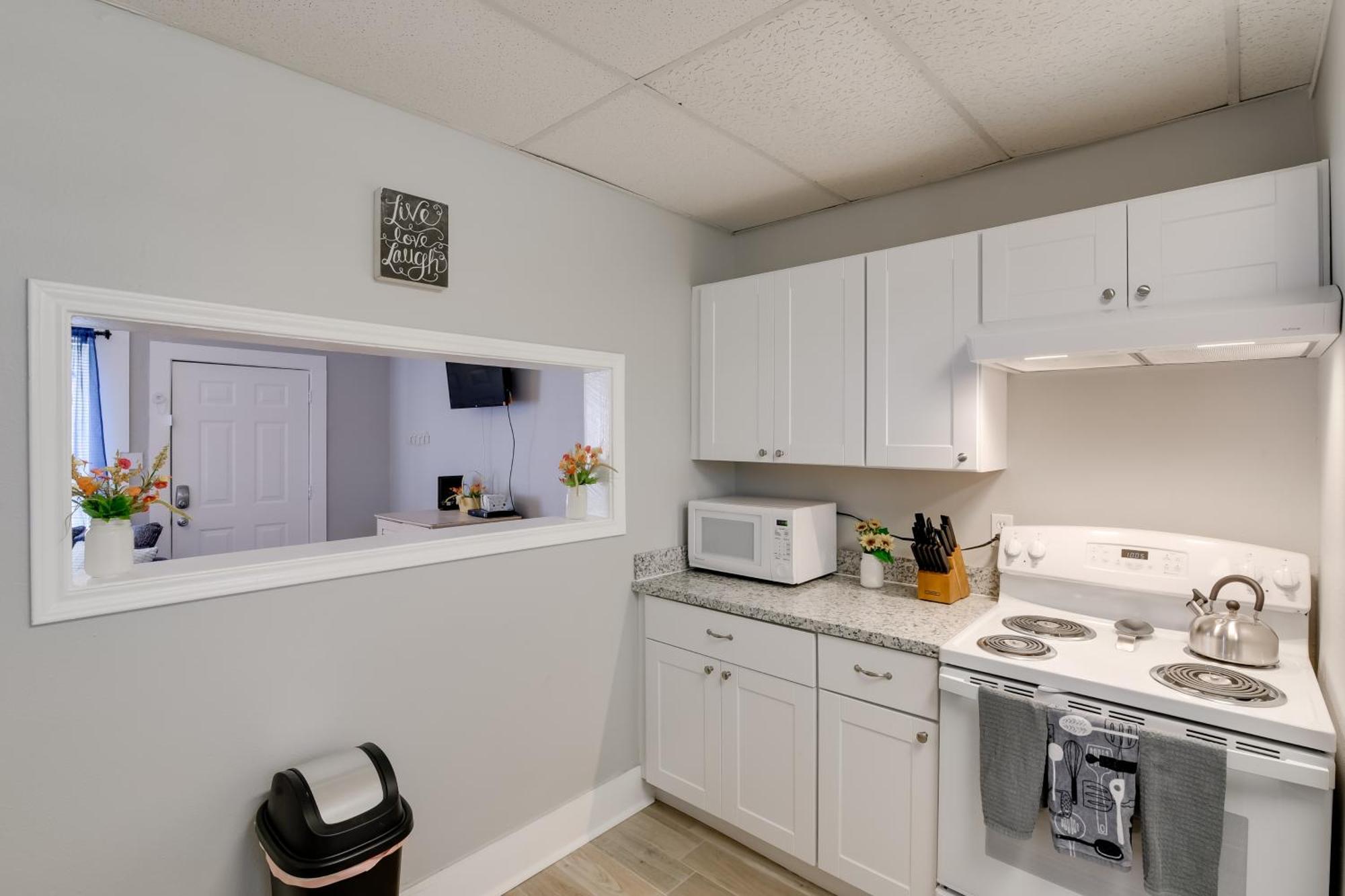 Beautiful Galveston Apt With Deck Less Than 3 Mi To Dtwn! Dış mekan fotoğraf