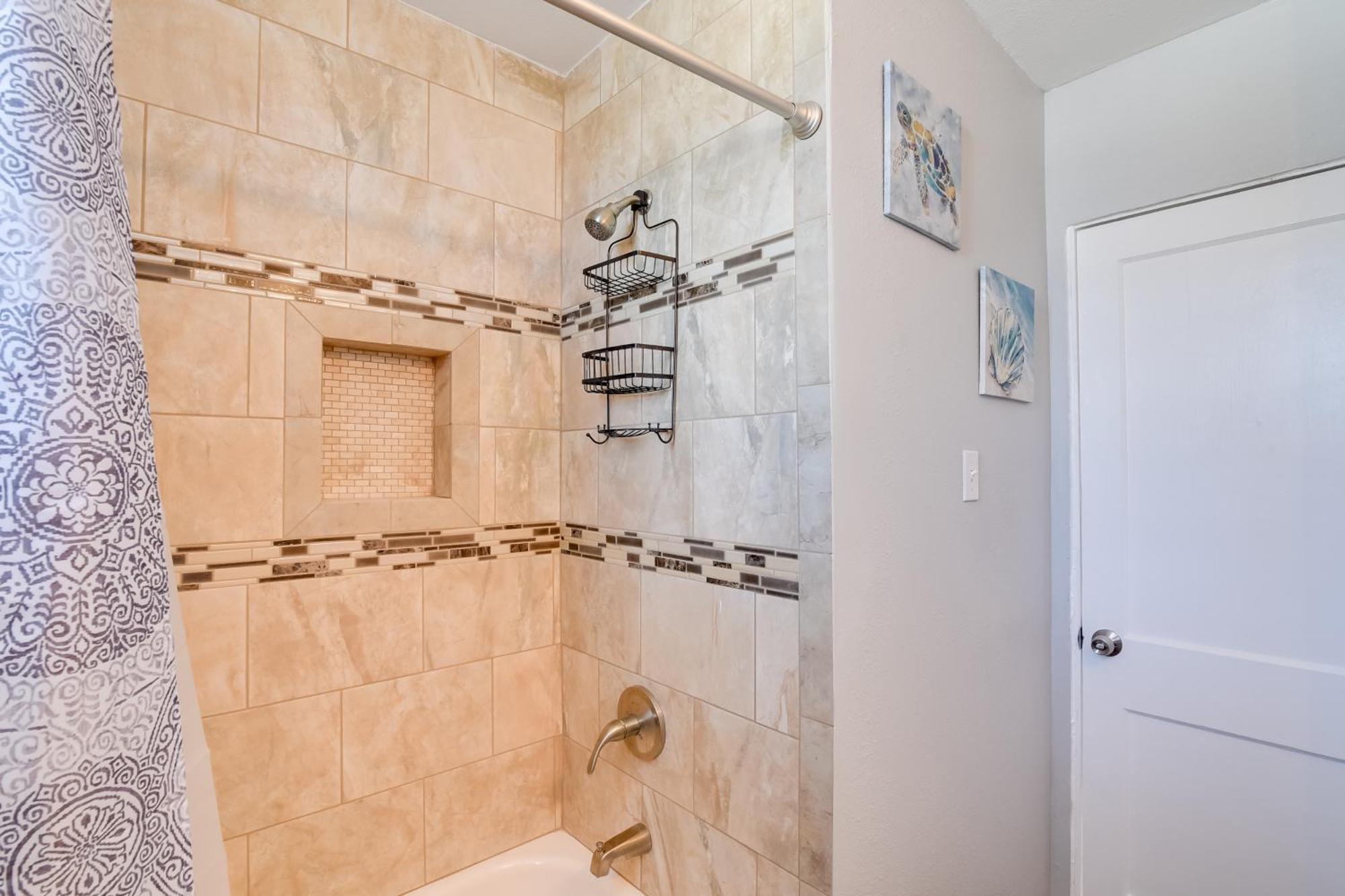 Beautiful Galveston Apt With Deck Less Than 3 Mi To Dtwn! Dış mekan fotoğraf